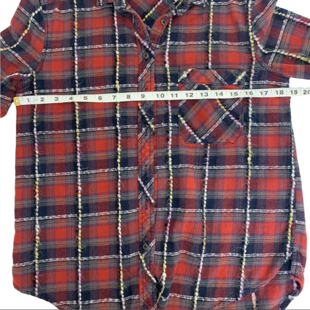 Urban Outfitters BDG Red Flannel Button Up Shirt Women’s Size Medium - Picture 4 of 7